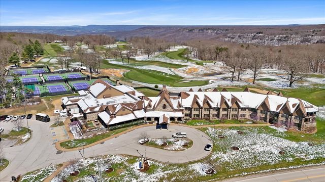 17 Central St, Tracy City, TN 37387