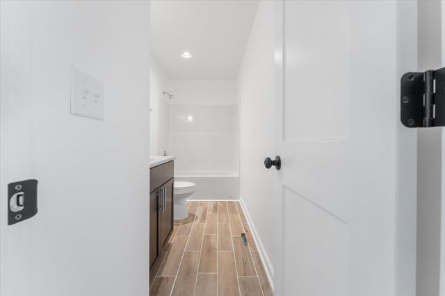 17 Central St, Tracy City, TN 37387