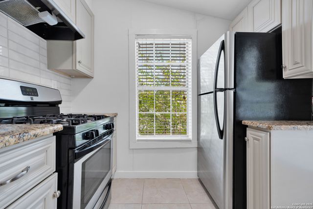 618 Atlanta St Apt 4, San Antonio, TX 78212