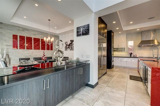 54 Coralwood Drive, Las Vegas, NV 89135