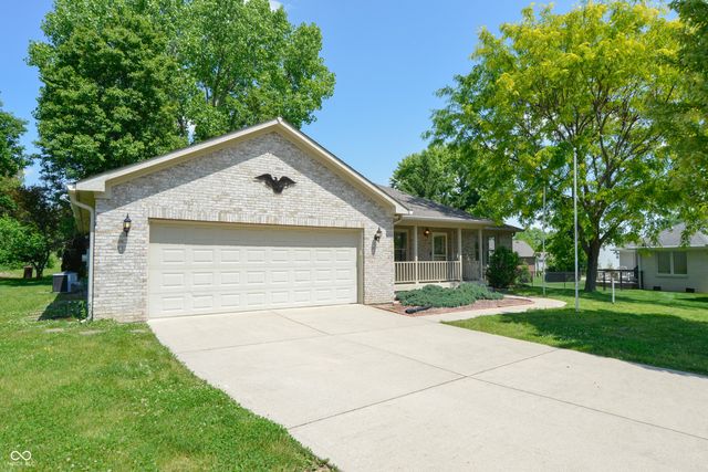 684 Benjamin Franklin Court, Nineveh, IN 46164