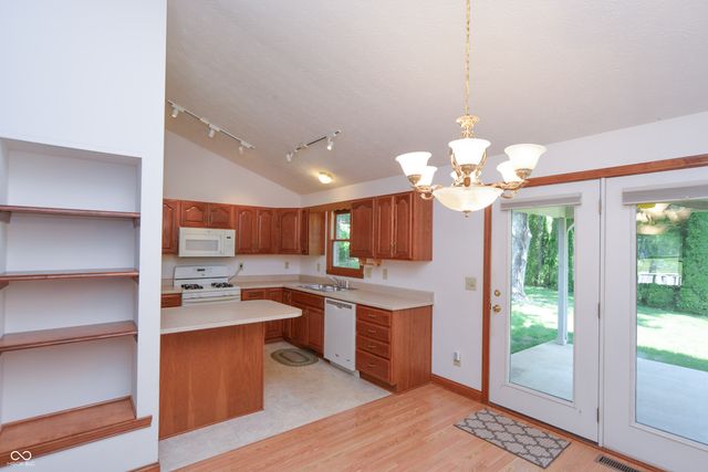 684 Benjamin Franklin Court, Nineveh, IN 46164