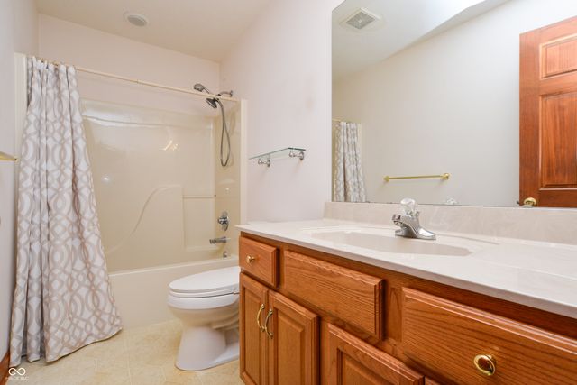 684 Benjamin Franklin Court, Nineveh, IN 46164