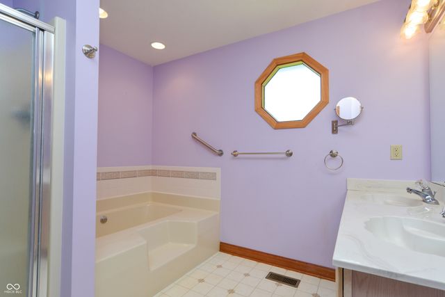 684 Benjamin Franklin Court, Nineveh, IN 46164