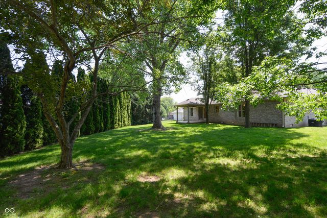 684 Benjamin Franklin Court, Nineveh, IN 46164