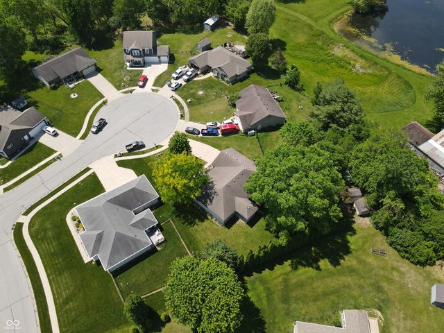 684 Benjamin Franklin Court, Nineveh, IN 46164