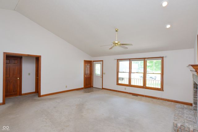 684 Benjamin Franklin Court, Nineveh, IN 46164