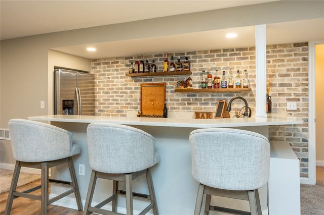 408 SW 30th Street, Ankeny, IA 50023