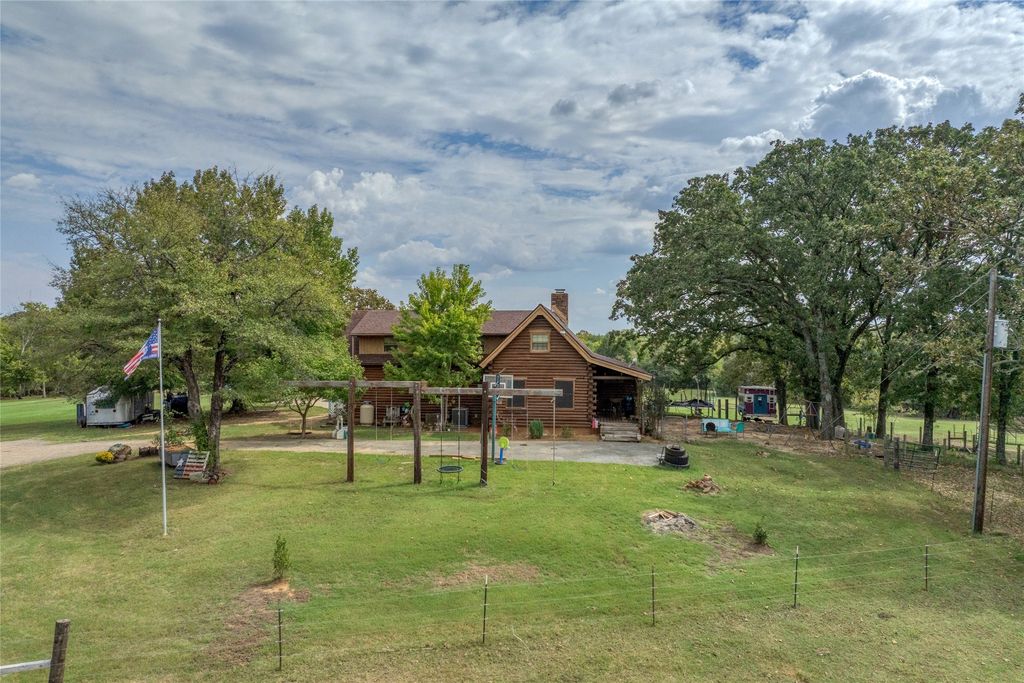 1522 Starr Road, Denison, TX 75021