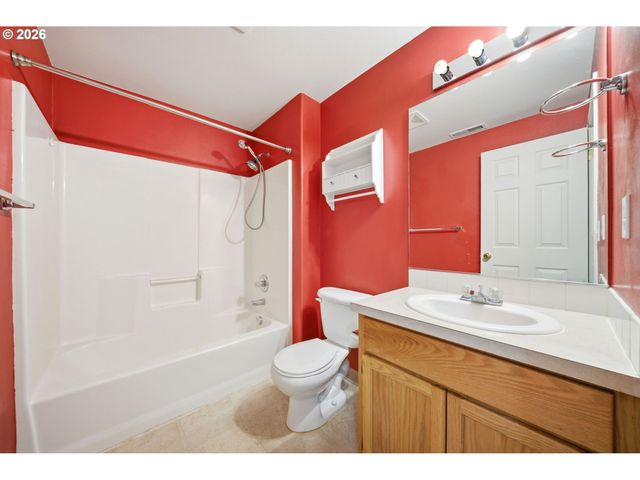 15020 Ne 69TH St, Vancouver, WA 98682