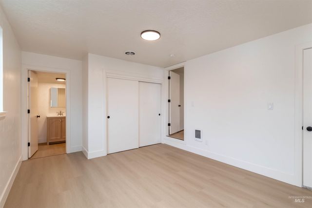 712 18th Ave N, Nampa, ID 83687