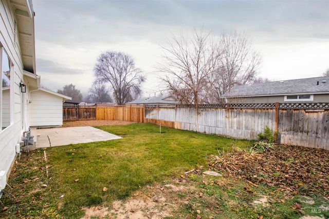 712 18th Ave N, Nampa, ID 83687