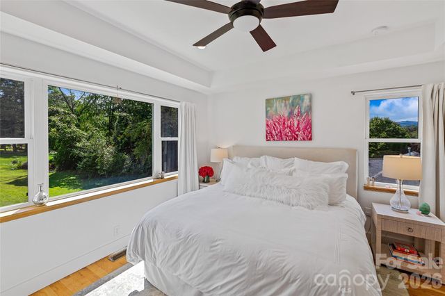 14 Davenport Road, Asheville, NC 28806