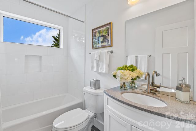 14 Davenport Road, Asheville, NC 28806