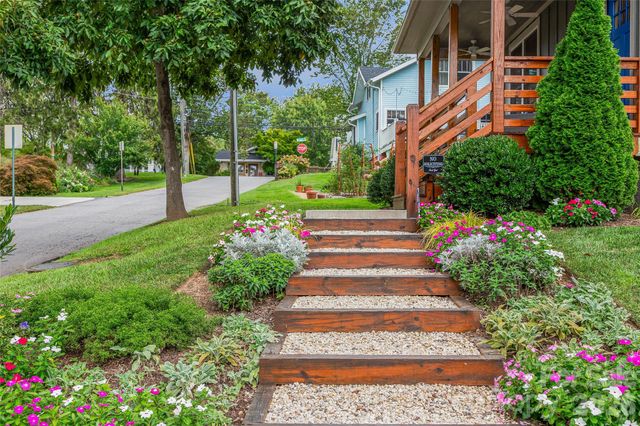 14 Davenport Road, Asheville, NC 28806