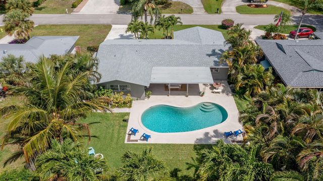 4370 Flax Court, Palm Beach Gardens, FL 33410