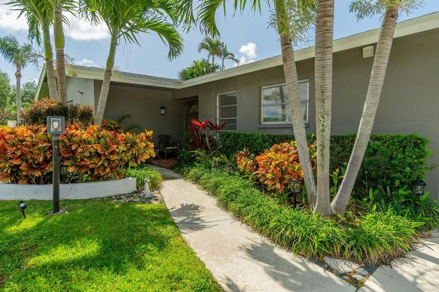 4370 Flax Court, Palm Beach Gardens, FL 33410