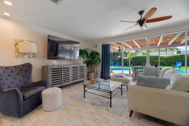 4370 Flax Court, Palm Beach Gardens, FL 33410