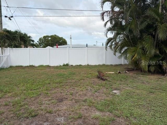 1205 PRINCETON AVENUE, Bradenton, FL 34207