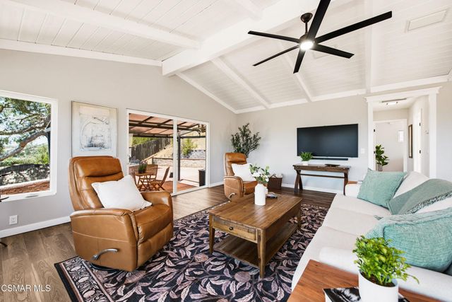 315 N Loop Drive, Camarillo, CA 93010