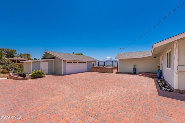 315 N Loop Drive, Camarillo, CA 93010