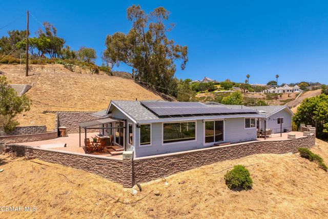 315 N Loop Drive, Camarillo, CA 93010