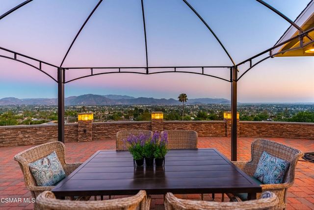 315 N Loop Drive, Camarillo, CA 93010