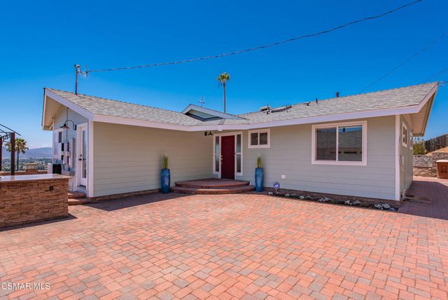 315 N Loop Drive, Camarillo, CA 93010