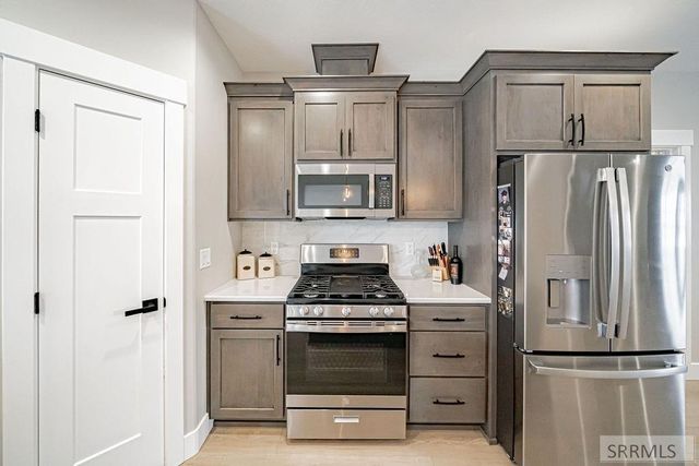 2050 Cruiser Loop, Blackfoot, ID 83221