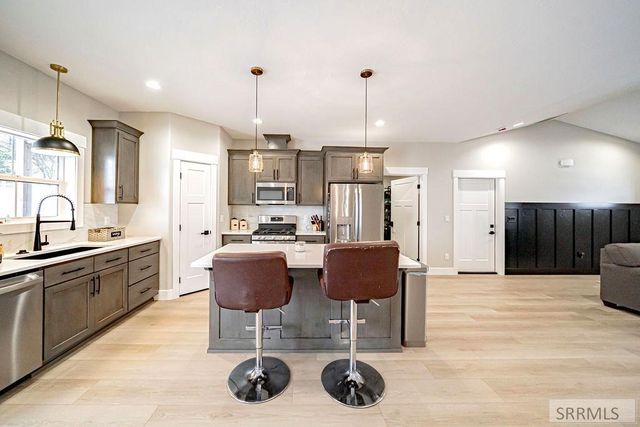 2050 Cruiser Loop, Blackfoot, ID 83221