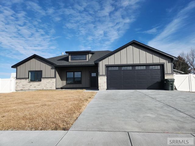 2050 Cruiser Loop, Blackfoot, ID 83221