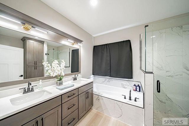 2050 Cruiser Loop, Blackfoot, ID 83221