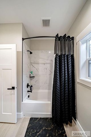 2050 Cruiser Loop, Blackfoot, ID 83221