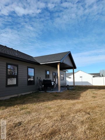 2050 Cruiser Loop, Blackfoot, ID 83221