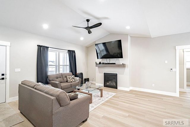 2050 Cruiser Loop, Blackfoot, ID 83221