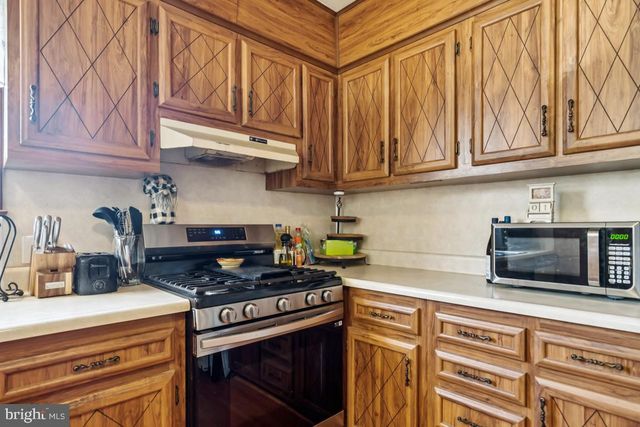 532 MAYFAIR ST, Vineland, NJ 08360