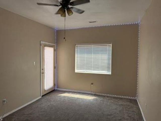2730 Firewheel Avenue SW, Los Lunas, NM 87031