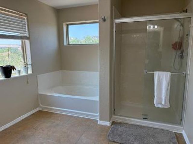 2730 Firewheel Avenue SW, Los Lunas, NM 87031