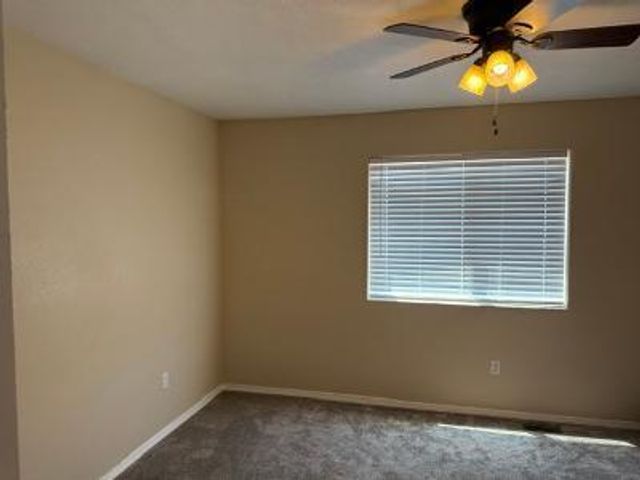 2730 Firewheel Avenue SW, Los Lunas, NM 87031
