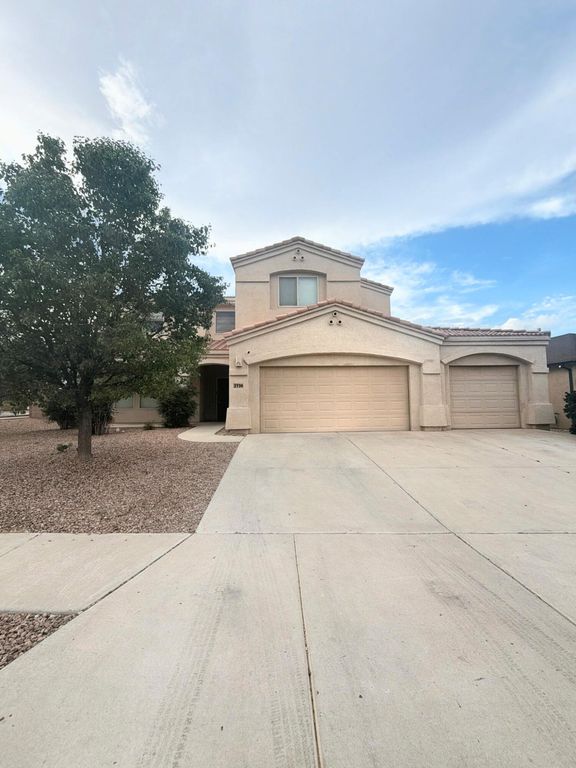 2730 Firewheel Avenue SW, Los Lunas, NM 87031