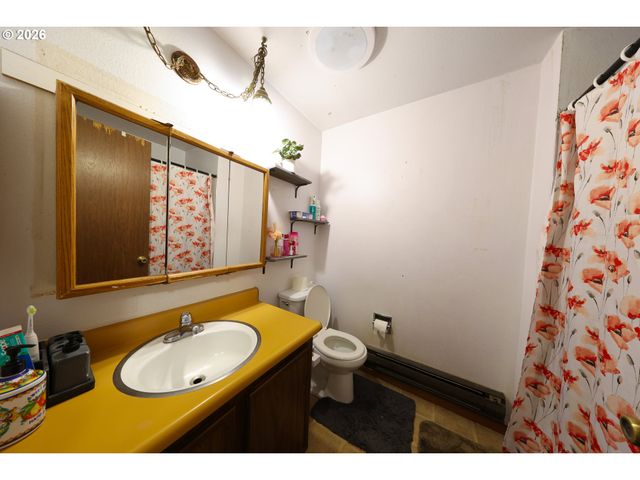 9612 Se HOLGATE Blvd, Portland, OR 97266