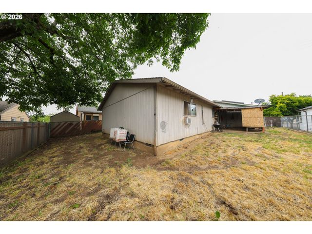 9612 Se HOLGATE Blvd, Portland, OR 97266
