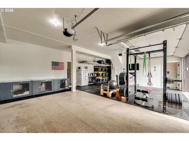 9728 N ALDER St, Camas, WA 98607