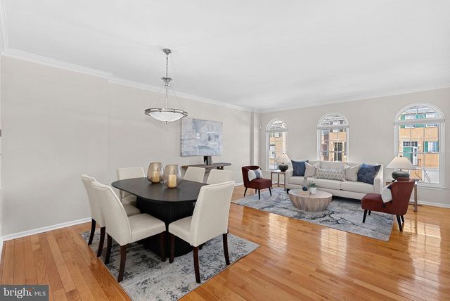 1733 STUART POINTE LN, Herndon, VA 20170