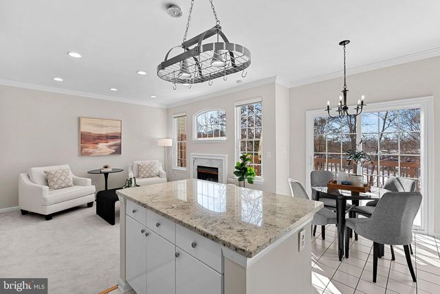 1733 STUART POINTE LN, Herndon, VA 20170