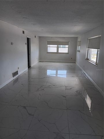 5287 81 ST STREET N 26, St Petersburg, FL 33709