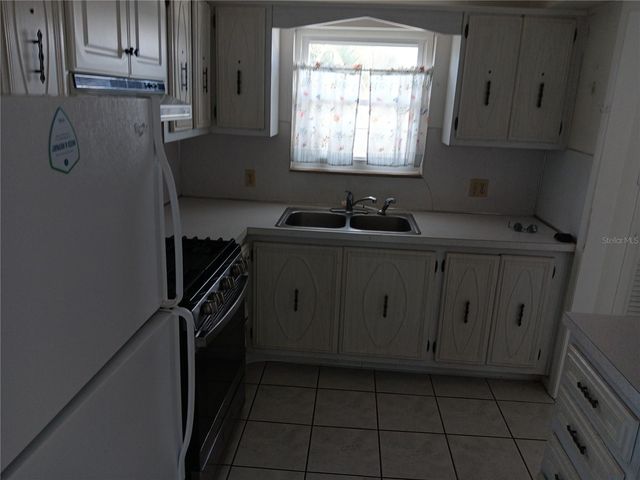 5287 81 ST STREET N 26, St Petersburg, FL 33709