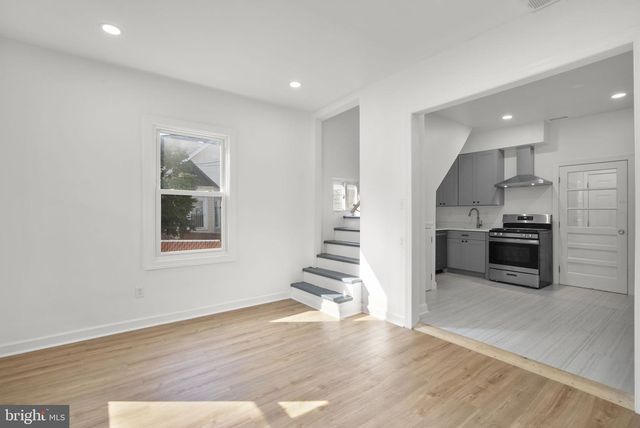 138 MARYLAND PARK DR, Capitol Heights, MD 20743