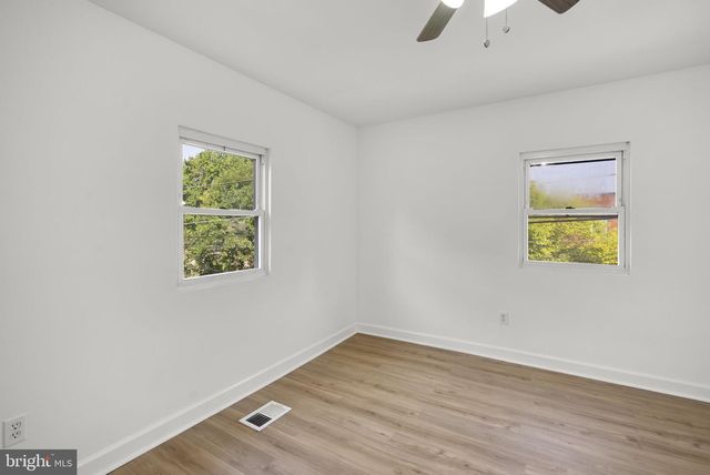 138 MARYLAND PARK DR, Capitol Heights, MD 20743