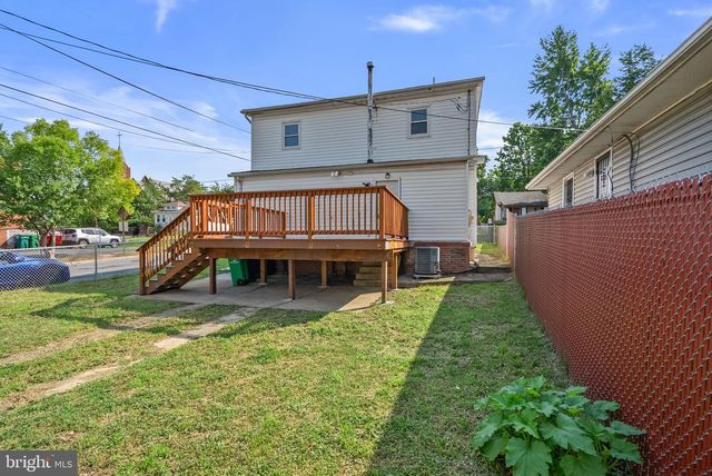 138 MARYLAND PARK DR, Capitol Heights, MD 20743
